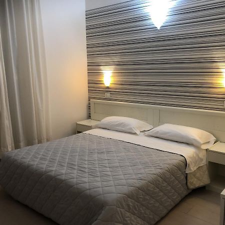 Hotel Stella Polare ริมินี ภายนอก รูปภาพ