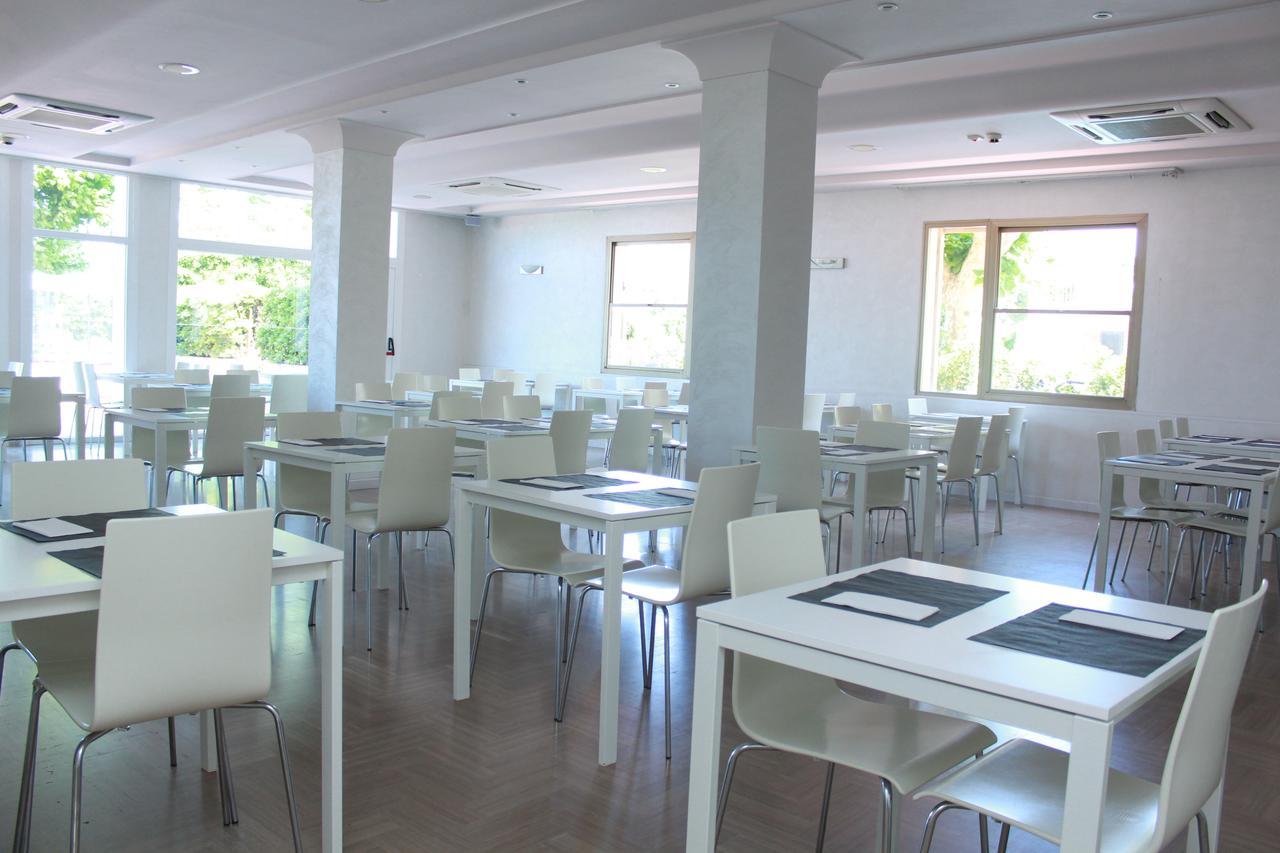 Hotel Stella Polare ริมินี ภายนอก รูปภาพ