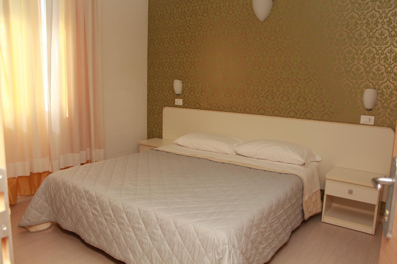 Hotel Stella Polare ริมินี ภายนอก รูปภาพ
