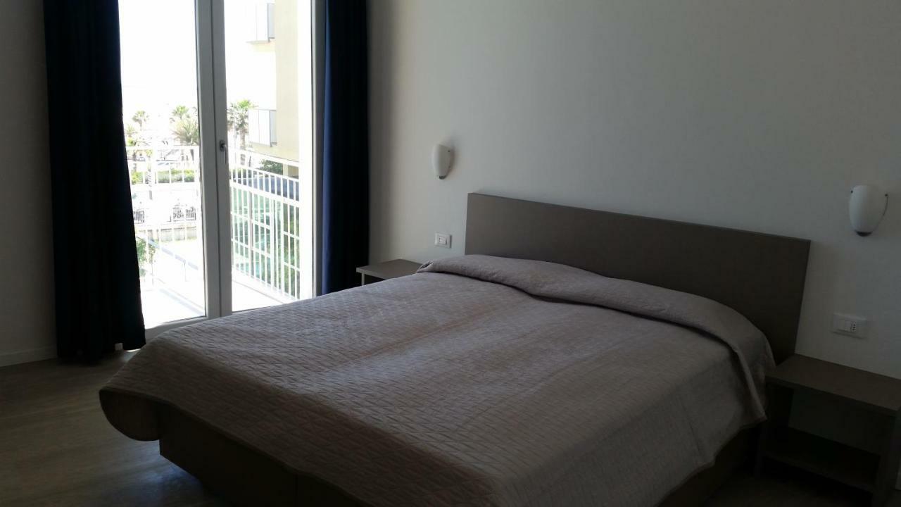 Hotel Stella Polare ริมินี ภายนอก รูปภาพ