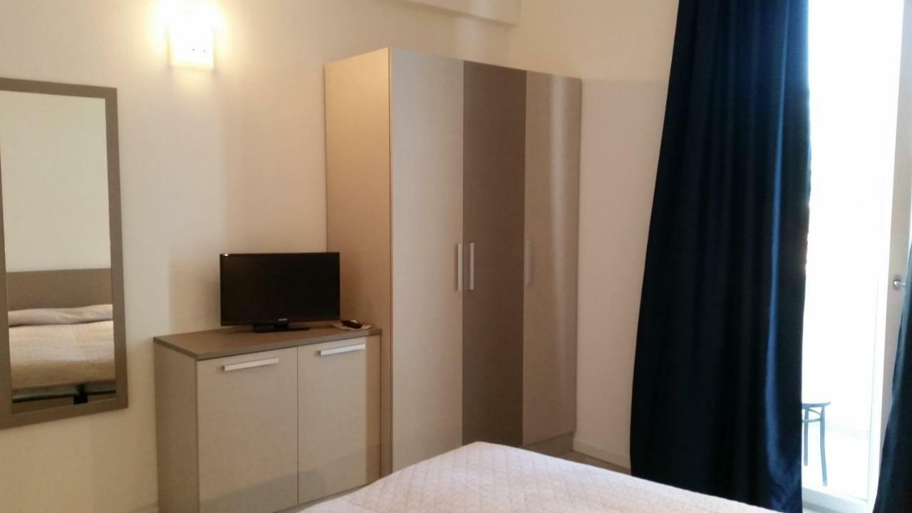 Hotel Stella Polare ริมินี ภายนอก รูปภาพ