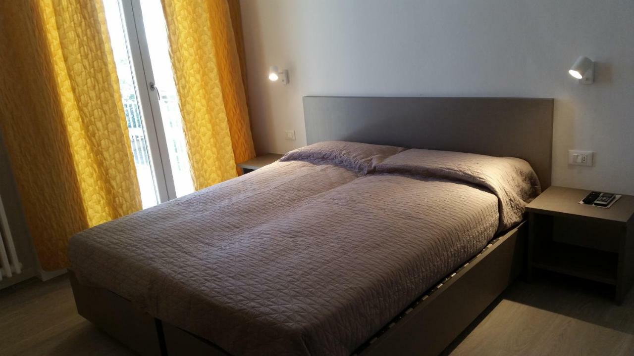 Hotel Stella Polare ริมินี ภายนอก รูปภาพ